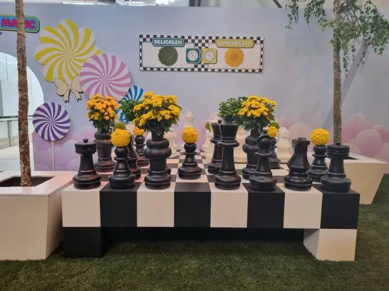 Flower Trails 2022 by Deliflor